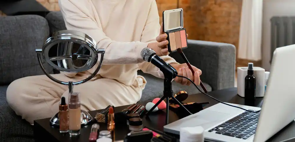 پکیج خدمات بازاریابی دیجیتال ویژه سالن های زیبایی را مشاهده کنید و همین امروز مسیر حرفه ای برند خود را آغاز نمایید.